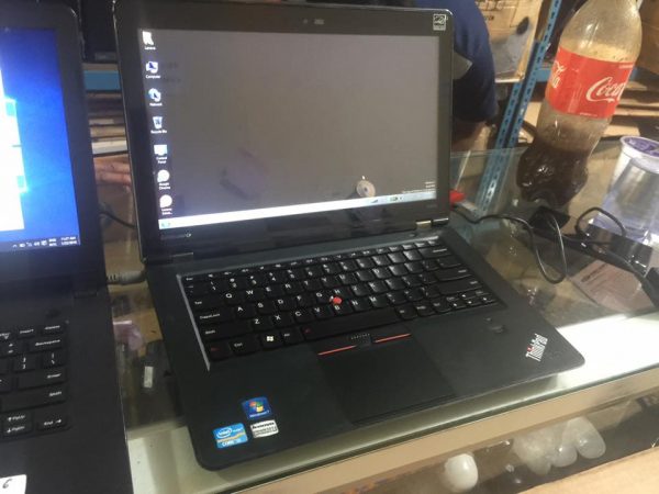 Service Laptop Lenovo Surabaya