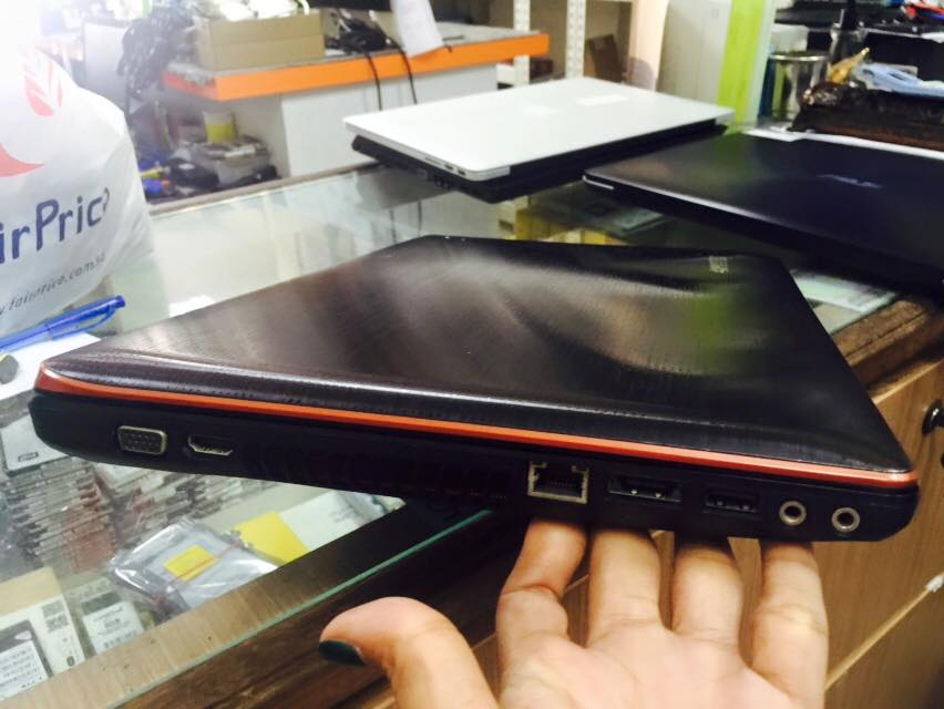 LENOVO Y570 - Geeko Komputer - Service Laptop Surabaya
